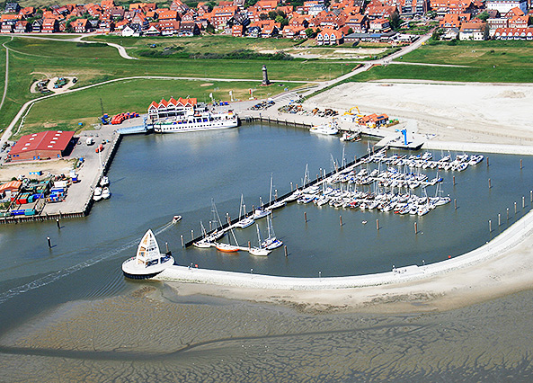 Seehafenbruecke auf Juist