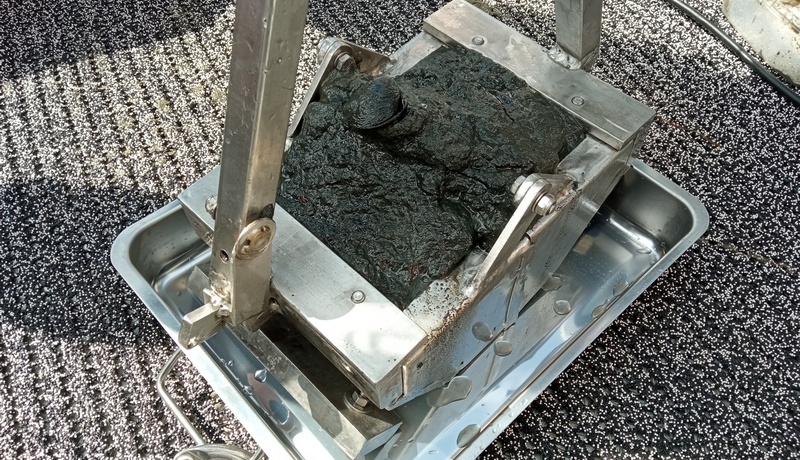 Greiferprobenahme Greiferprobenahme